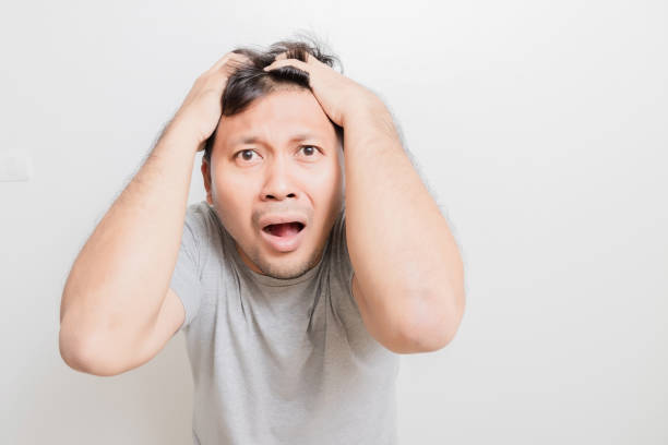 istock Asian man in gray t-shirt 862609664