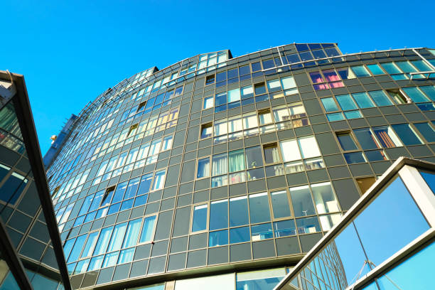 istock Modern metal and glass forum skyscraper 862638384