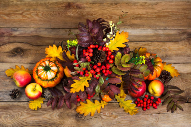 istock Thanksgiving centerpiece with berries, rowan and oak leaves 862660196