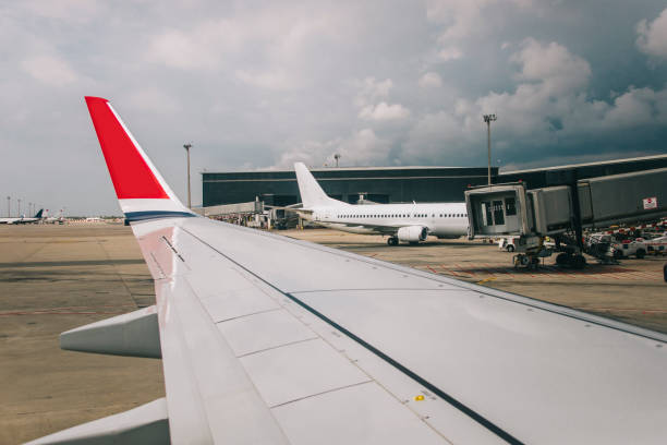 istock Airplanes in airport 862715278