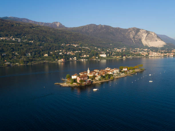 istock Fishermen's Island on Lake Maggiore 862741198