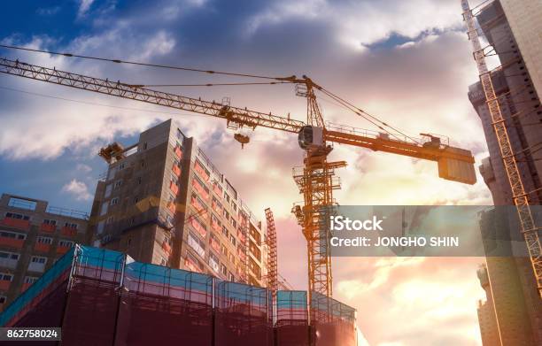 Baustelle Stockfoto und mehr Bilder von Baugewerbe - Baugewerbe, Bauwerk, Außenaufnahme von Gebäuden