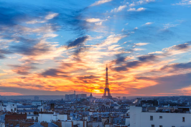 istock Eiffel Tower at sunset in Paris, France 862786280