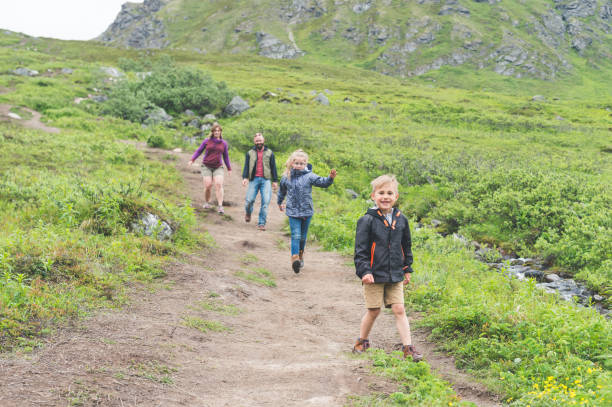 istock Family hike on Alaska mountain! 863106078
