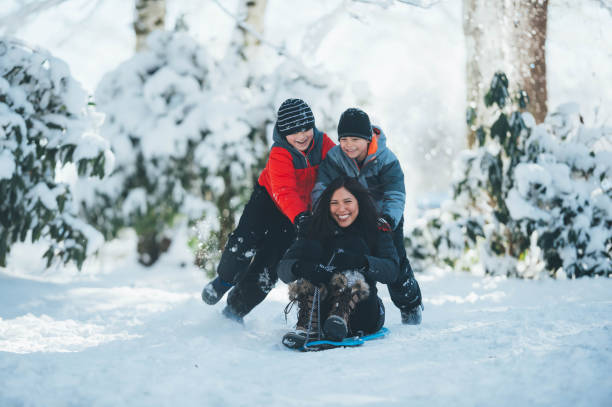 istock Snowy playground with mom! 863155962