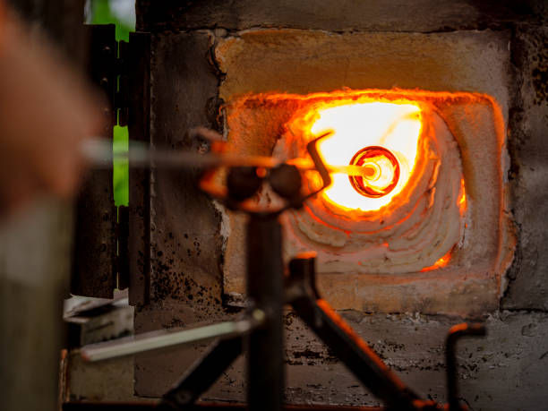 istock Glass Blowing Furnace 863158624