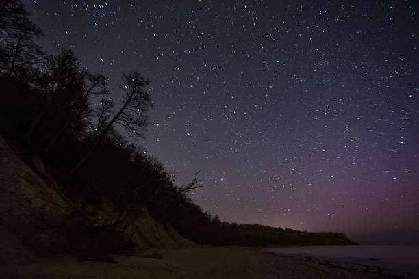 polare aurora über die ostsee - izhevsk stock-fotos und bilder