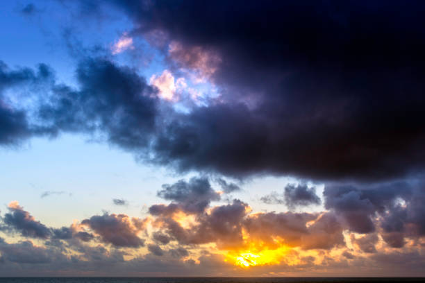istock Sunrise over the ocean before storm / Lanzarote 863234800