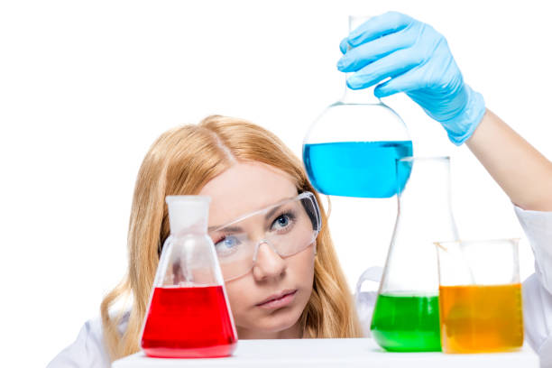 istock chemist with test tubes on the table does chemical analysis 863265136