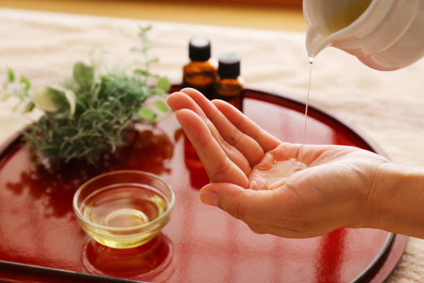 istock Red tray and aroma oil image 863401156