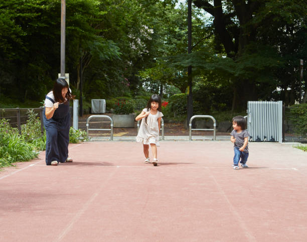 istock Parent and child to take a race 863605404