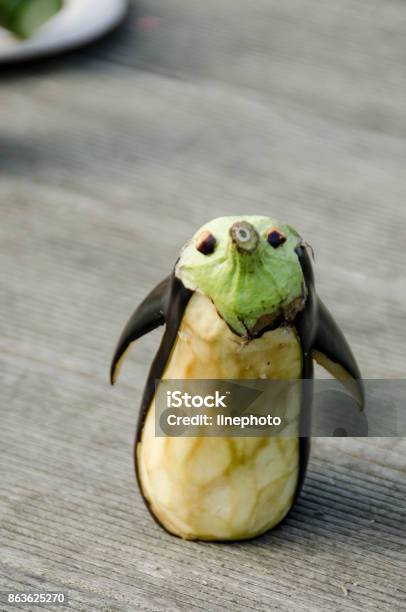 Creative Animals Made Of Fruits And Vegetables Stock Photo - Download Image  Now - Hedgehog, Grape, Animal - iStock