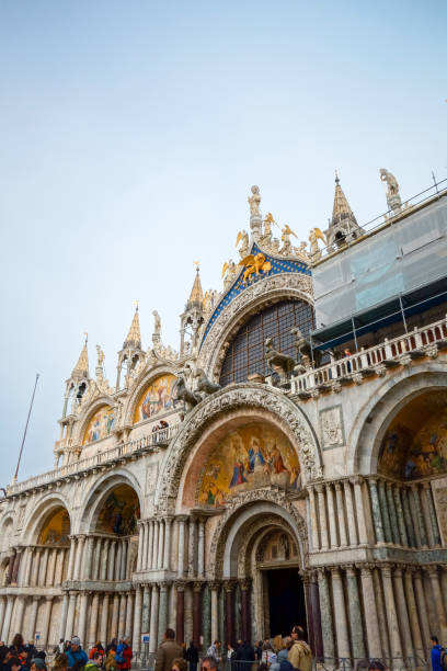 istock Travel tourism 863693184