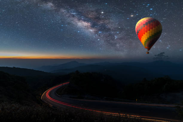 チェンマイ チェンマイ視点の上を飛んで、熱気球 - ballooning festival ストックフォトと画像