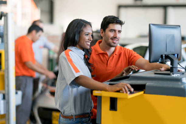 Auto Shop Computer Setup 8,400+ Auto Shop Computer Stock Photos, Pictures & Royalty-Free Images ...