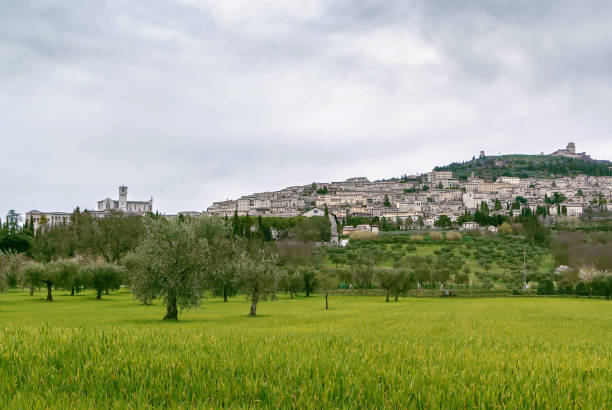istock view of Assisi, Italy 863772742