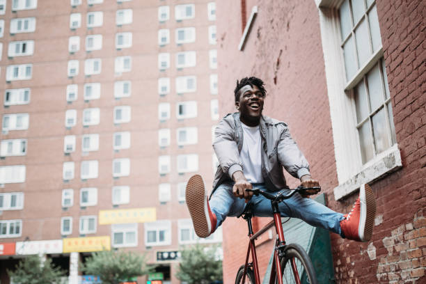 istock Young Man Exploring New York City by Bike 863798706