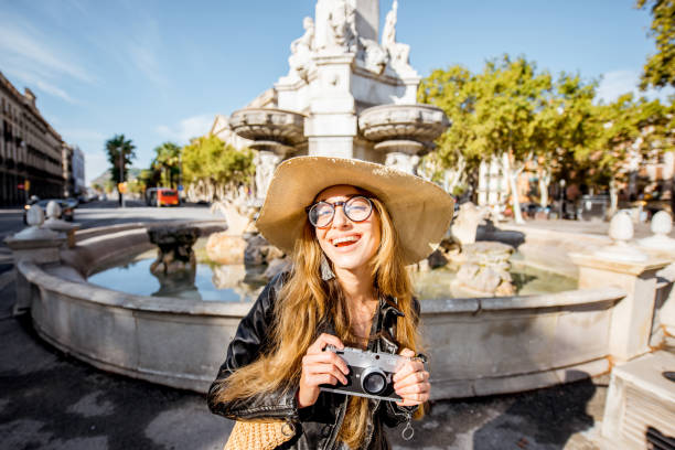 istock Woman traveling in Barcelona 863822576