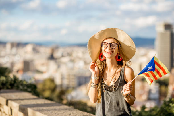 istock Woman traveling in Barcelona 863826342