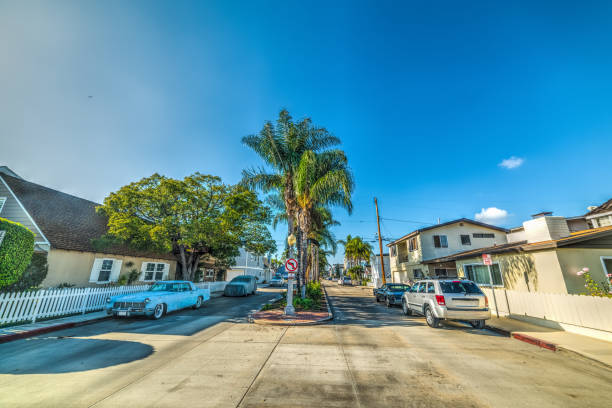 istock Empty street in Balboa island, Newport Beac 863833000