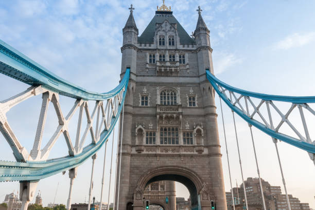 istock Tower Bridge in the morning, London, England 863833198
