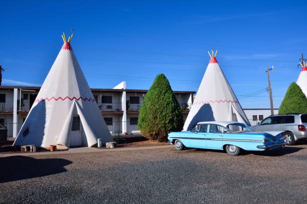 wigwam motel sulla storica strada 66 - holbrook foto e immagini stock