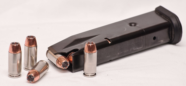Loaded Magazine Chip A Loaded Pistol Magazine Stock Photo - Download Image Now - Ammunition ...