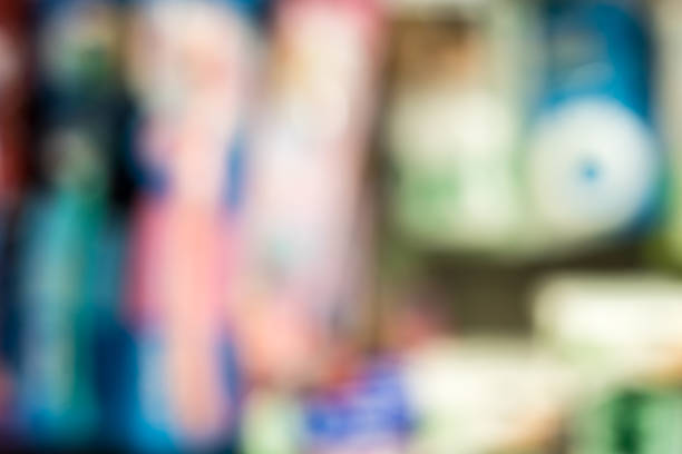 Supermarket blur background with bokeh light ,Product shelf - fotografia de stock