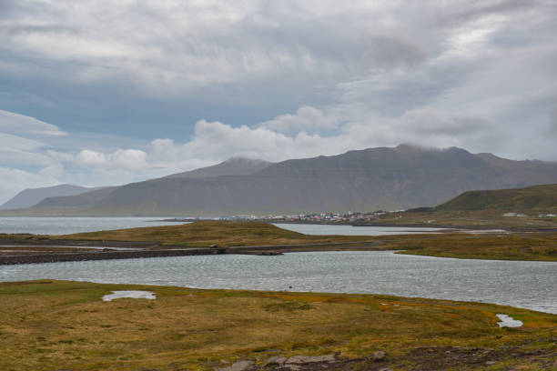 istock Road trip in Iceland - Kirkjufellsfoss 864118816