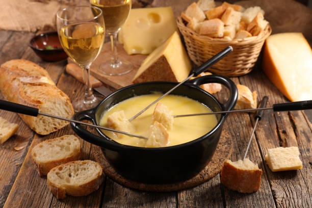 istock cheese fondue 864316156