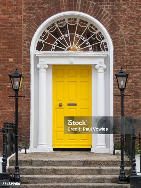Georgische Gelbe Tür Dublin Irland Stockfoto und mehr Bilder von Tür - Tür, Gelb, Haustür