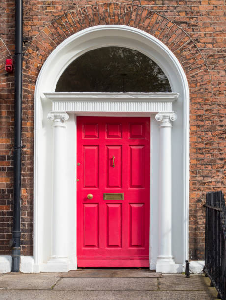 istock Cerise Georgian Door - Dublin, Ireland 864342158