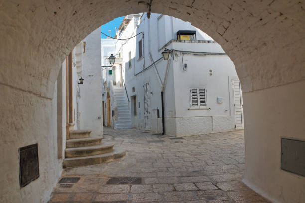 istock Alleyway. Cisternino. Puglia. Italy. 864352578