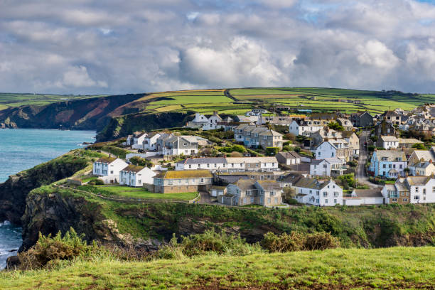 istock Across Port Isaac's bay and headland 864400342