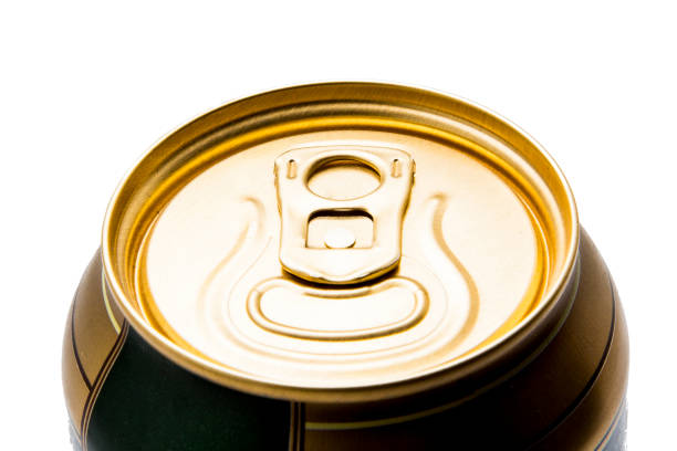 istock Aluminum can of beer on white background 864408664