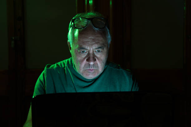 istock Mature Male Surfing The Web 864415616