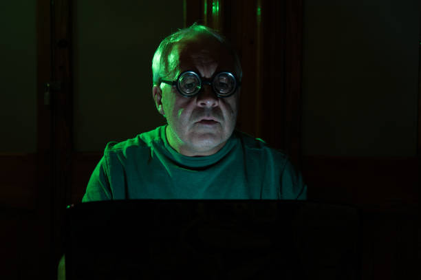 istock Mature Male Surfing The Web 864416324