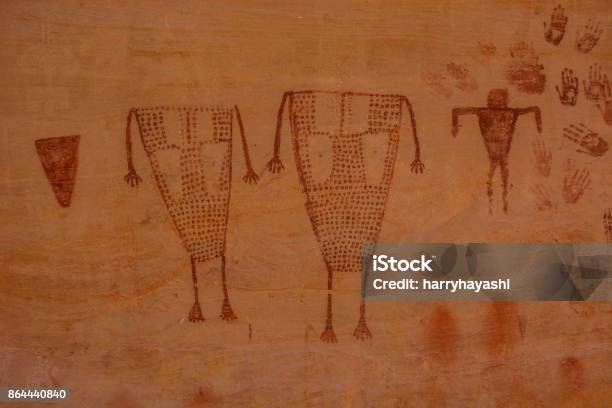 Grüne Maske Petroglyph Panel Utah Usa Stockfoto und mehr Bilder von Historisch - Historisch, Höhlenmalerei, Alt