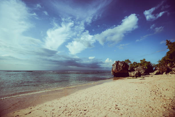 istock Padang Padang Beach, Bali, Indonesia 864453078