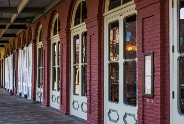 istock Doorways On Vintage Building 864467494
