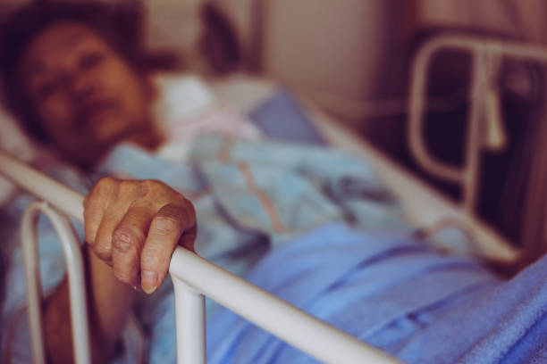 istock Elderly women hospitalized 864473406