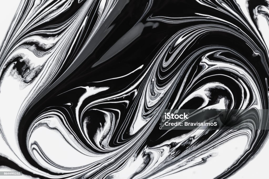 abstract background, white and black mineral oil paint on water abstract background pattern texture, white and black mineral oil marble painting on water, stone blob concept Ink Stock Photo