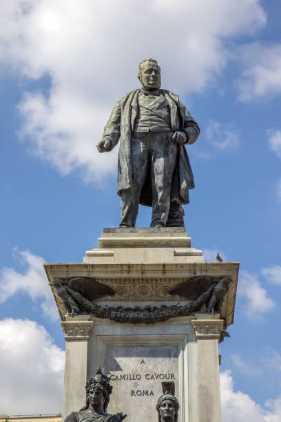 istock Camillo Benso, Count of Cavour statue in Rome 864554016