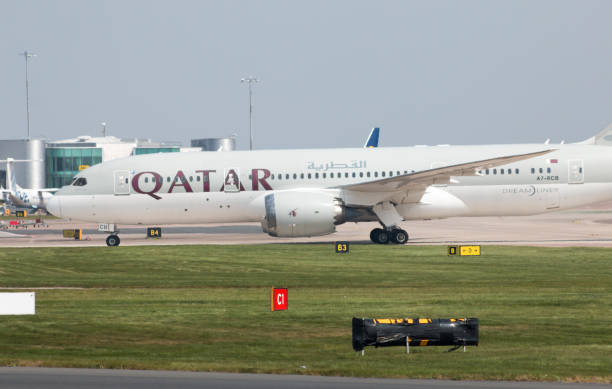 카타르 항공 보잉 787 - boeing 787 qatar airways airplane aerospace industry 뉴스 사진 이미지