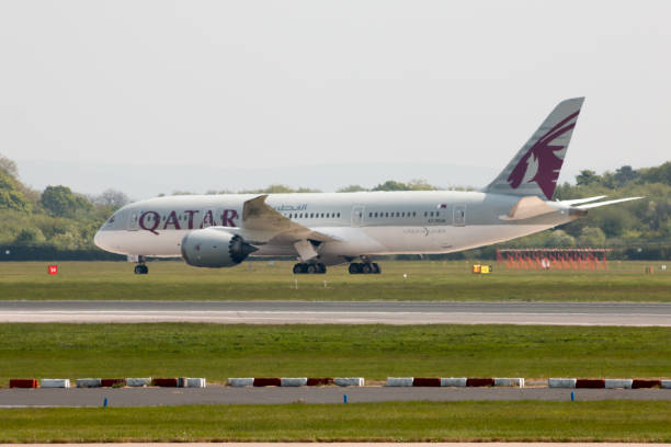 qatar airways boeing 787 - boeing 787 qatar airways airplane aerospace industry photos et images de collection