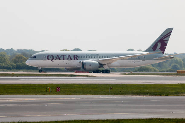 qatar airways boeing 787 - boeing 787 qatar airways airplane aerospace industry photos et images de collection