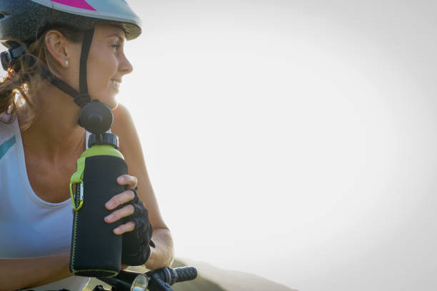 istock Enjoying a relaxing biking ride on the seaside 864573952