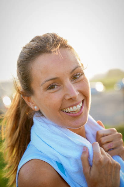 istock Enjoying a relaxing biking ride on the seaside 864575024