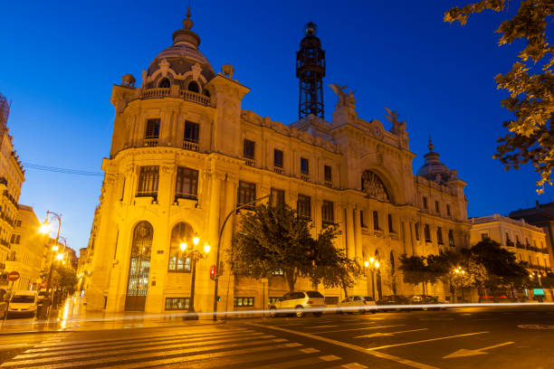 istock Town Hall Square in Valencia 864673678