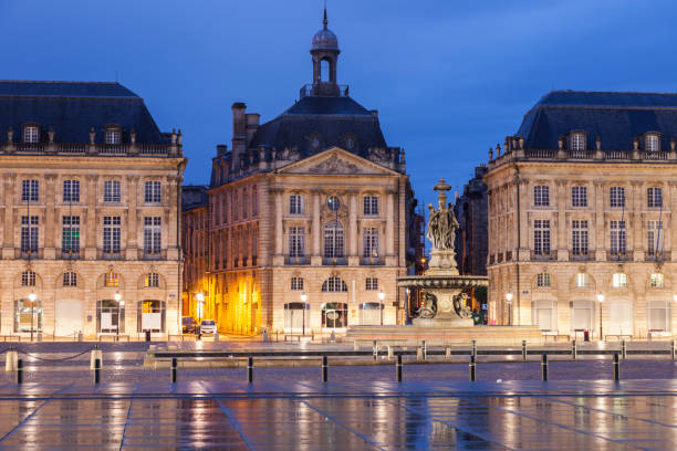 istock Place de la Bourse in Bordeaux 864673746